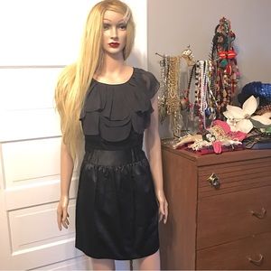 BCBG MaxAzria Dress Coctail Special Occasion Black Silk EUC No Damage sz 4